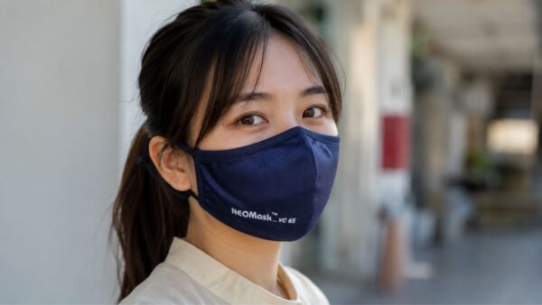 Khẩu trang than hoạt tính NeoMask VC65 thun qua tai