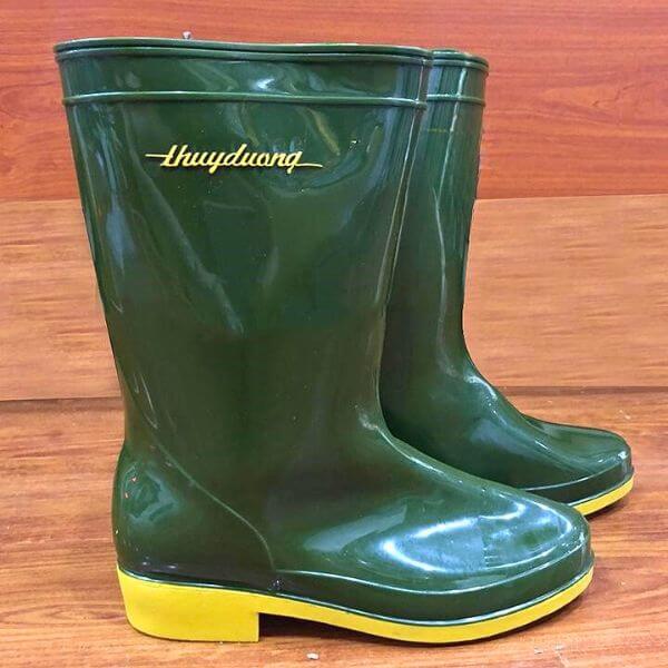 Ủng bảo hộ nhựa rêu vàng Thùy Dương 284 ung-bao-ho-nhua-reu-vang-thuy-duong-284